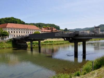 Mostove v Laškem pregledali strokovnjaki. Spet so varni za uporabo. (Foto: Občina Laško)