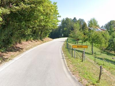 Krajani Bovš, Razgorja in vasi Gradišče na težavo opozarjajo tudi s peticijo. (Foto: Google maps)