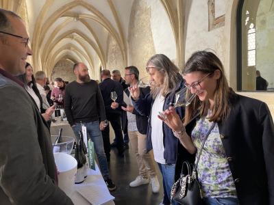 Festival je priložnost spoznavanja različnih vin in vinarjev. Na fotografiji je utrinek z lanskega leta. (Foto: Festival Sauvignon)