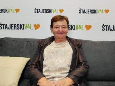 Lovro in Davor sta to jutro gostila upokojeno patronažno medicinsko sestro Zlatko Polajžer, ki je tudi adrenalinska navdušenka. Preizkusila je vse jeklenice oziroma zip-line v Sloveniji.