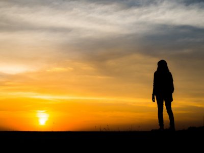 Odnos s pokojnim človekom se smrtjo ne konča, le spremeni svojo obliko, pravi doktor Robert Potočnik.