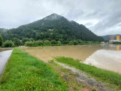 Občina Laško je ena izmed občin v poroečju Savinje, ki ji ob vsakem obilnejšem deževju grozijo poplave. (Foto: Štajerski val)