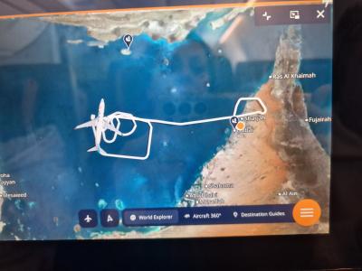 Kroženje aviona in povratek v Dubaj (Foto: IIM)