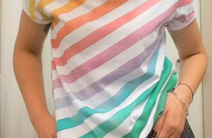 Mavrica ujeta v majico