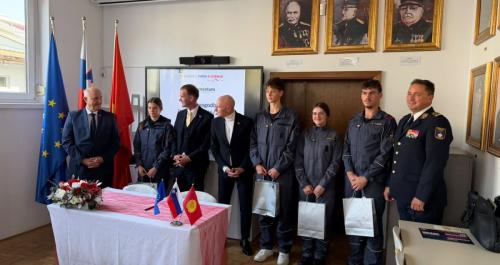 Elementum in Gasilska zveza Slovenije že peto leto zapored podelila štiri štipendije mladim gasilcem