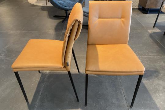 Jedini stol CARMEN LARGE -30%
