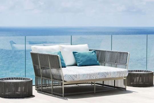 Vrtna postelja TIBIDABO - osnovna in verzija Compact