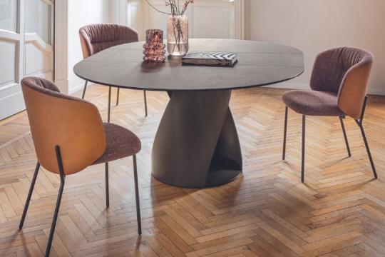 Stol CYCLONE - Calligaris