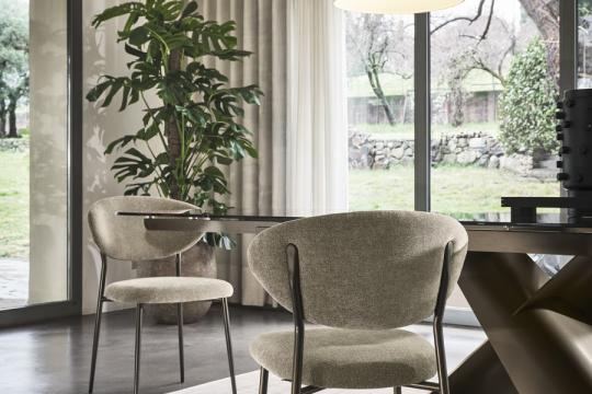 Stolac MANTA - Calligaris