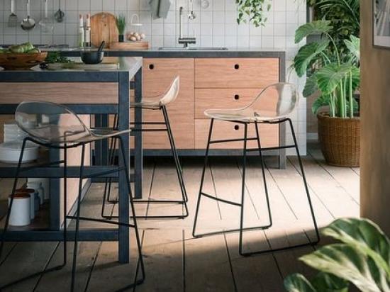 Barski stol ACADEMY s kovinskim podnožjem