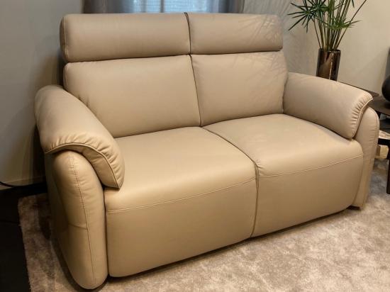 Razstavni eksponat DVOSED HOUSTON