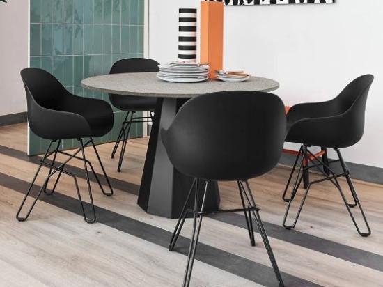 Stol ACADEMY s kovinskim podnožjem