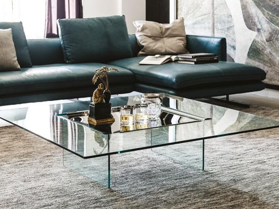 Klubska mizica CARRÈ