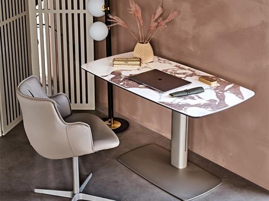 Domača pisarna RUN in RUNNER - dvižna pisalna miza