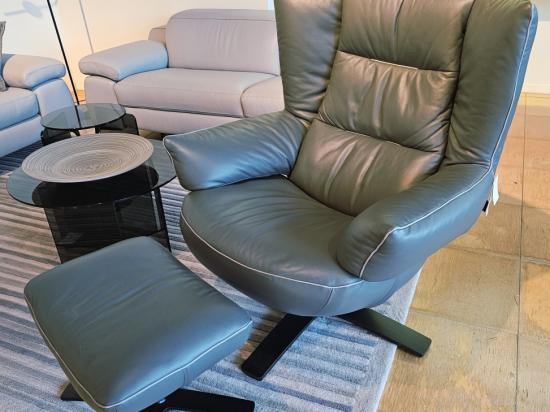 Počivalnik s taburejem RE-VIVE SHUTTLE -30%