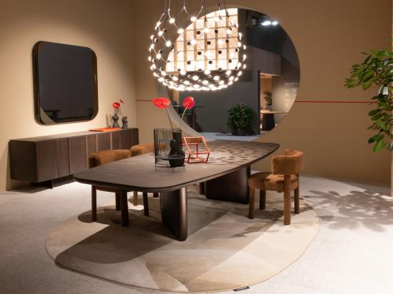 Stol RIVERSTONE