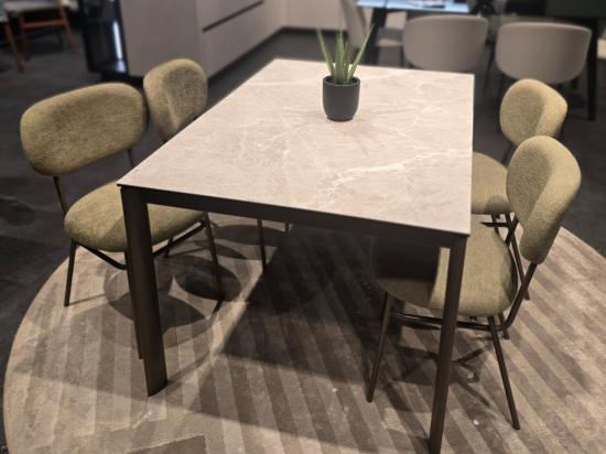 Stol EMINENCE EVO + stolice PAD -20%