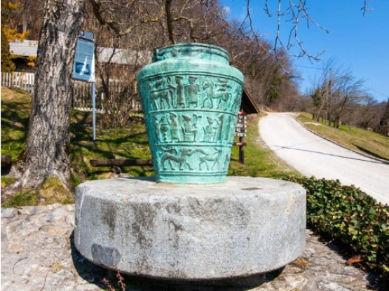 T6: V središče Slovenije