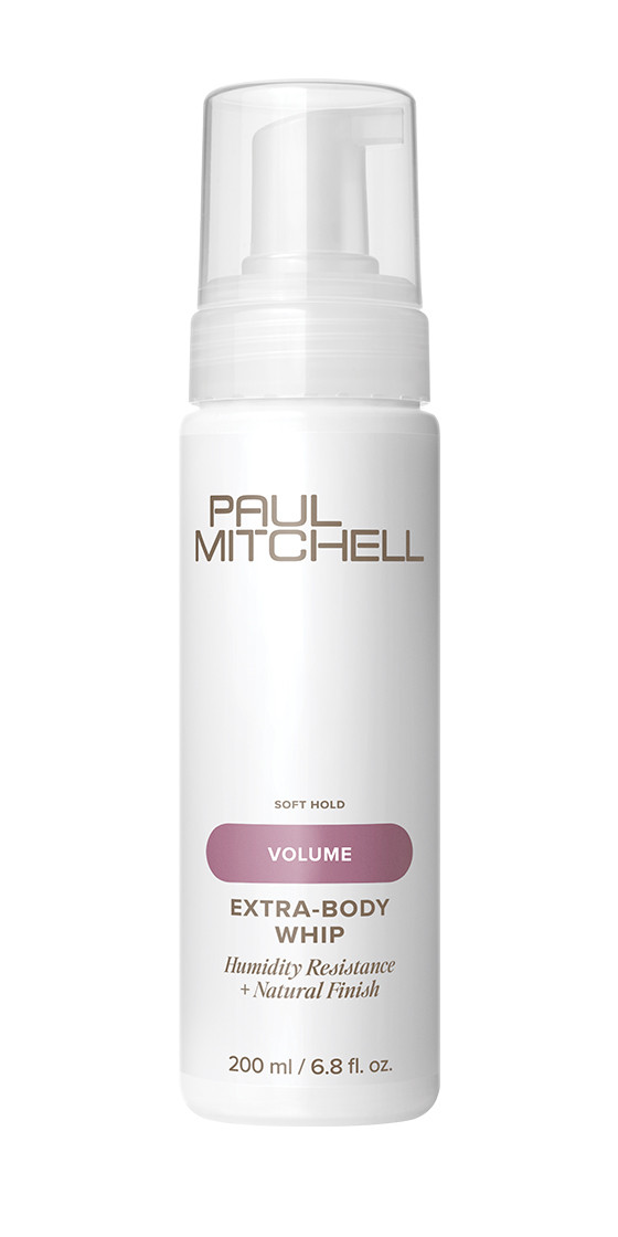 Pena za volumen las z lahkim utrjevanjem