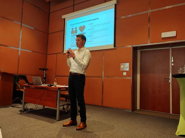 SLZ Negotiation Academy - image 15