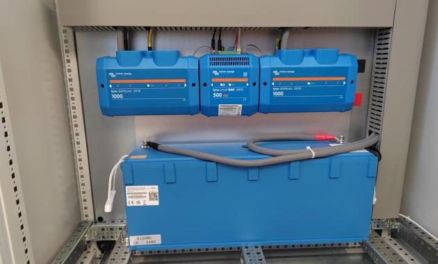 UPS Cabinet – with Victron Energy NG System