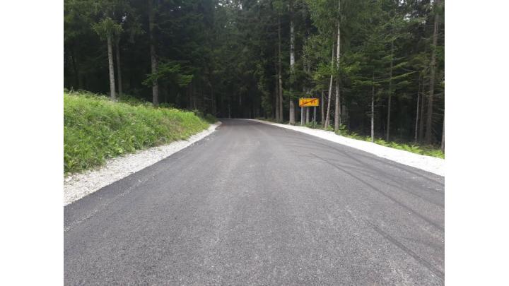 Asfaltacija odcepa Goli vrh (250 m). Foto: Boštjan Kočar