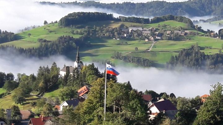 Zastava nad Javorjami Foto: arhiv KS Javorje