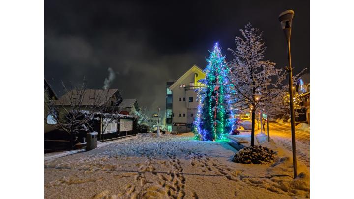 Trg Ivana Regna v Gorenji vasi. Foto: Luka Prezelj