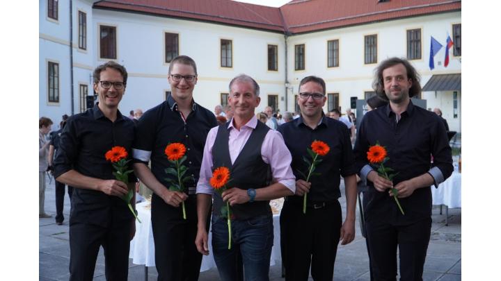 Člani Anton Habjan Banda vabijo na prijeten glasbeno-plesni večer na Visoko. FOTO: DANE JEMC