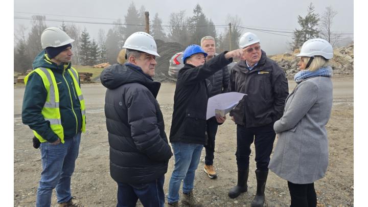 Ogled sanacijskih del na plazu Laze. Foto: MNVP