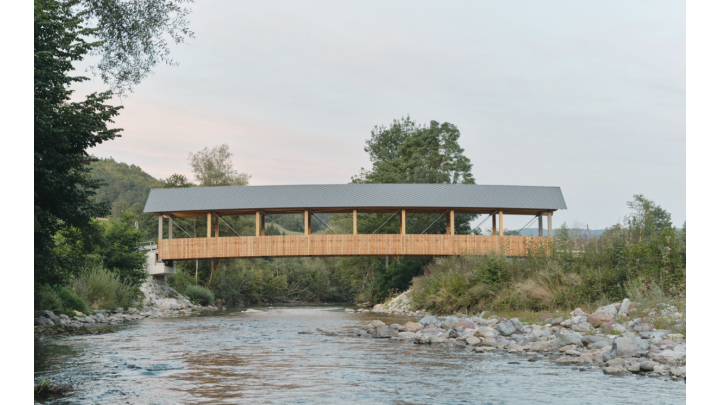 Pokrita brv čez reko Soro na Hotavljah, avgust 2025 foto: Klemen Ilovar