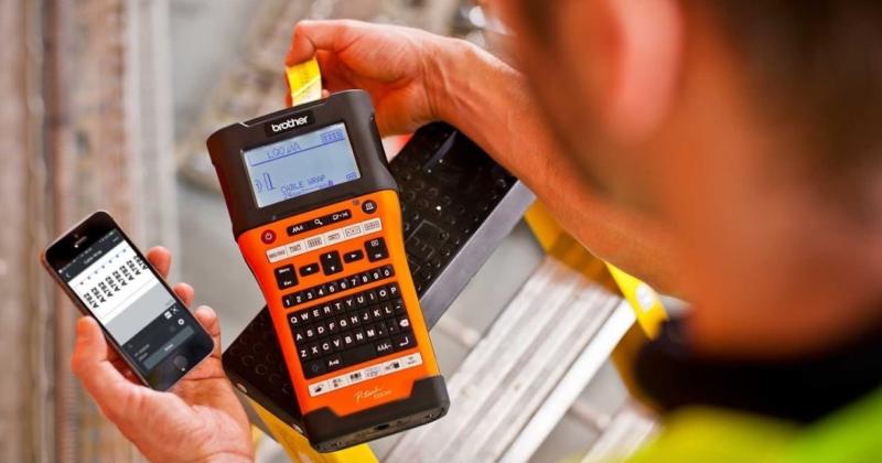 Brother PT ročni tiskalnik nalepk