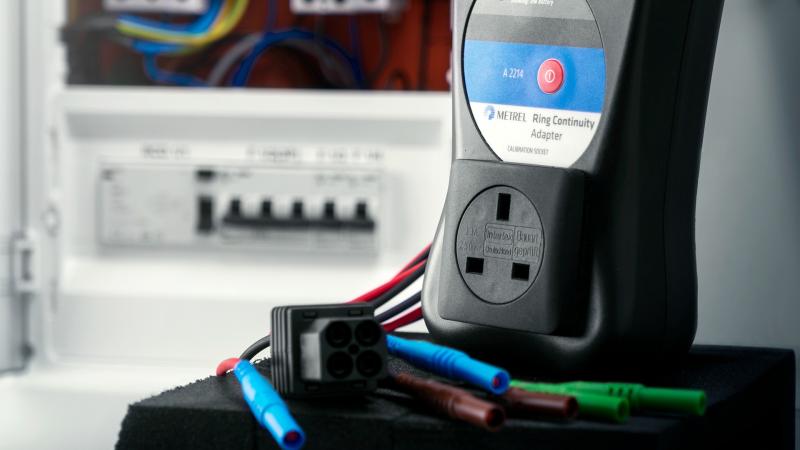 A 2214 Ring Continuity Adapter
