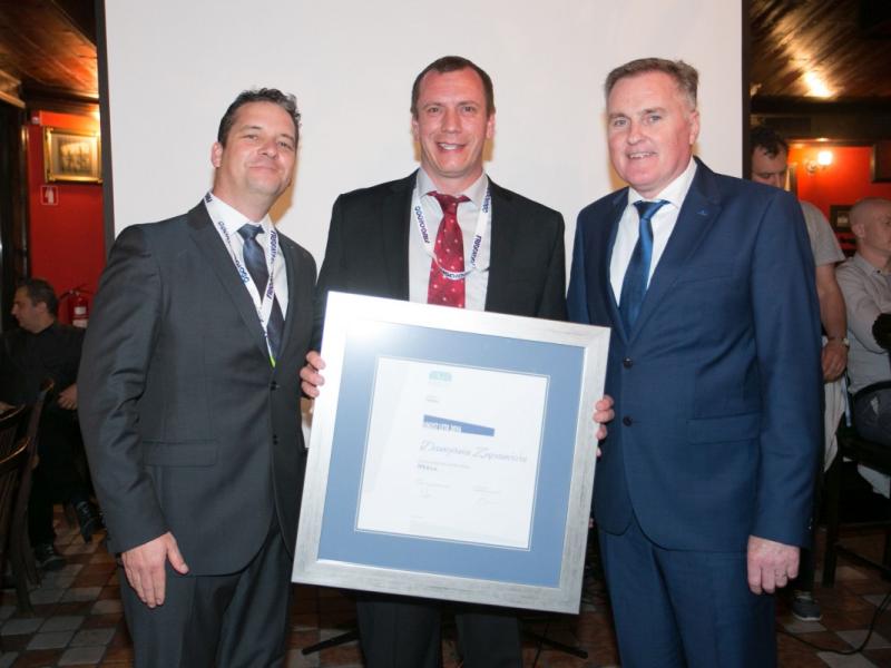 Igor Žula, predsednik SLZ, Damjan Zupančič, TPV & Logist leta 2016, dr. Bojan Rosi, predsednik Odbora za izbor Logist leta (foto Koka Press)