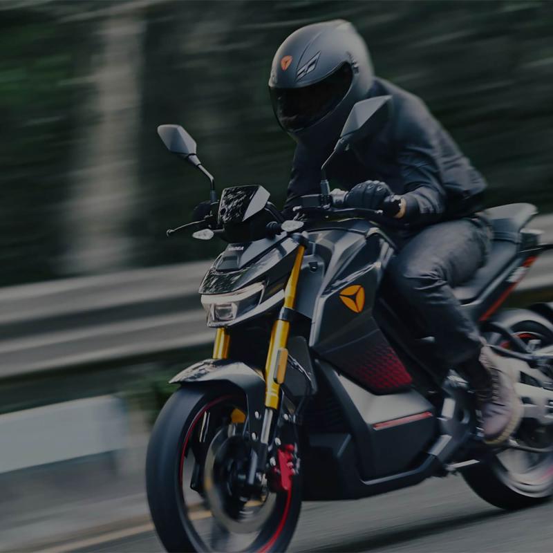 Besplatna kaciga kada kupite e-motocikl do kraja kolovoza!