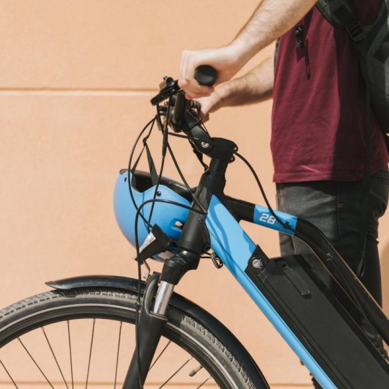 Nov model e-skuterja Fierider na zalogi v naši poslovalnici!