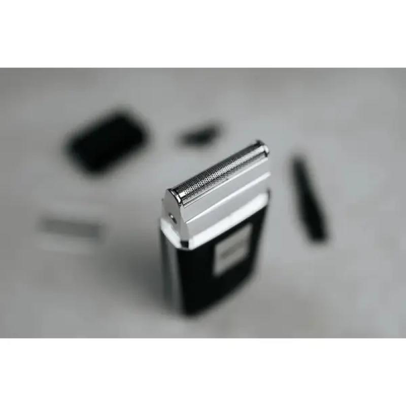 strojček WAH Travel Shaver - brivnik
