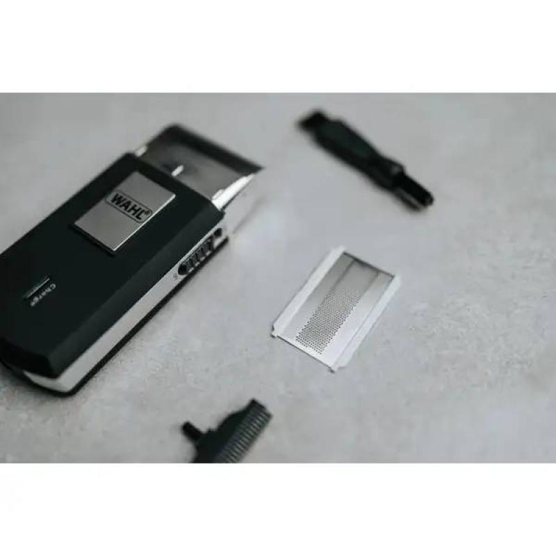 strojček WAH Travel Shaver - brivnik
