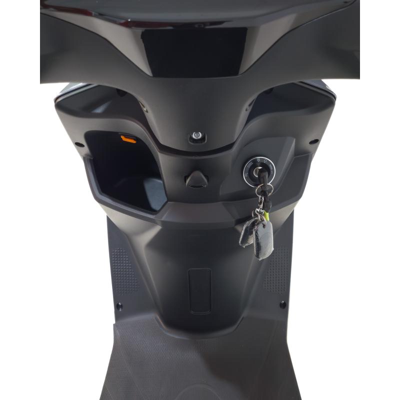 YADEA RN električni skuter, Črna