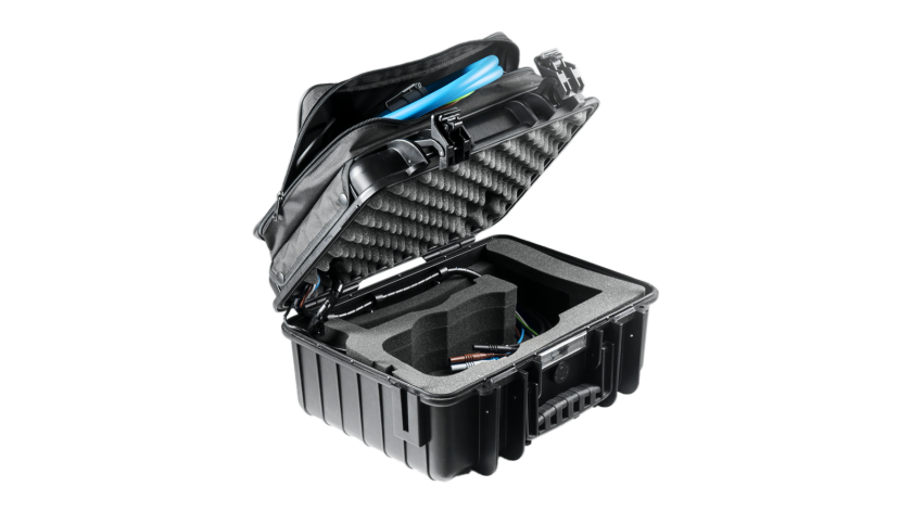 A 1565 Waterproof case for outdoor application and recordings (pylons, switchyards)