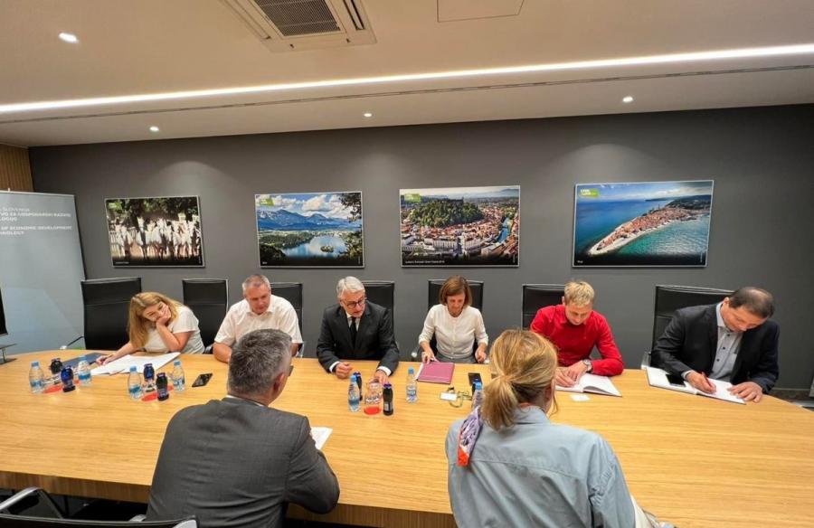 Evropski poslanec Nemec in minister Han za blažitev energetske krize