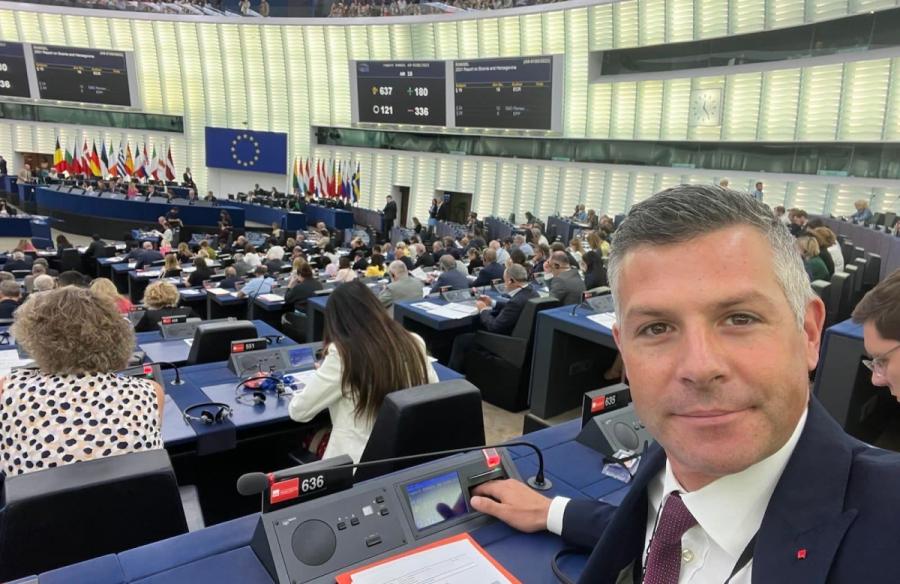 Moj glas ZA napredek Zahodnega Balkana na poti v EU