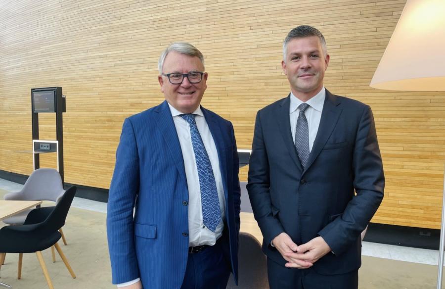 Komisar Schmit sprejel mojo pobudo za konferenco na ravni EU za odpravo težav milijonov ljudi, živečih na obmejnih območjih