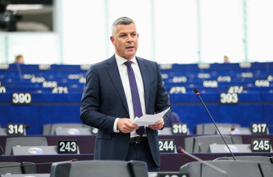 Matjaž Nemec za odpravo ovir pri zaposlovanju slovenskih delavcev v Italiji: čezmejni trg dela mora delovati tudi v praksi
